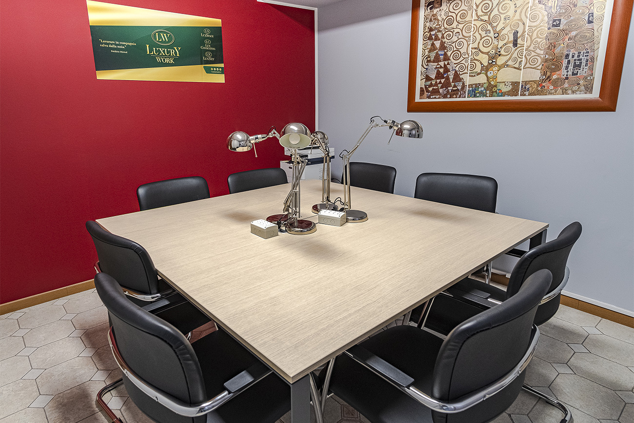 Affitto Uffici Temporanei ed Arredati Coworking - Lux Space